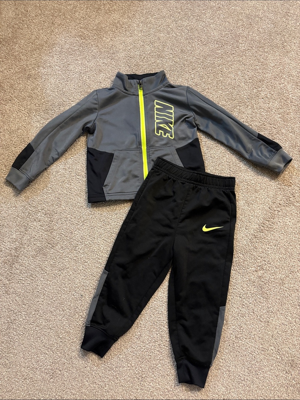 Nike Gray & Black Tracksuit with Neon Yellow Accents - Picture 1 of 4